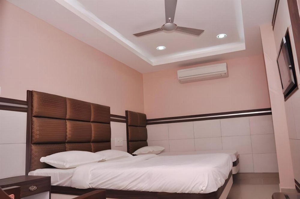 Room image 2