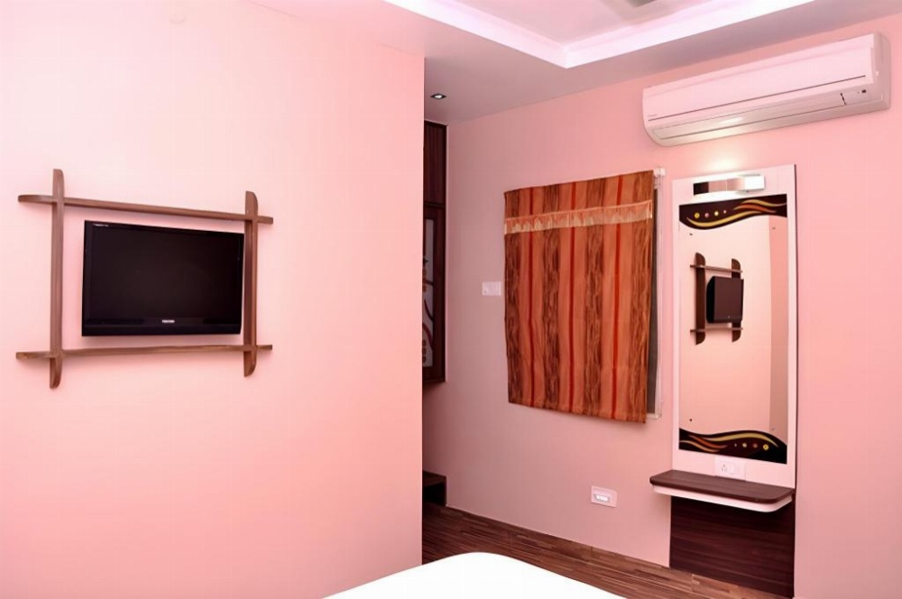 Single Deluxe Room